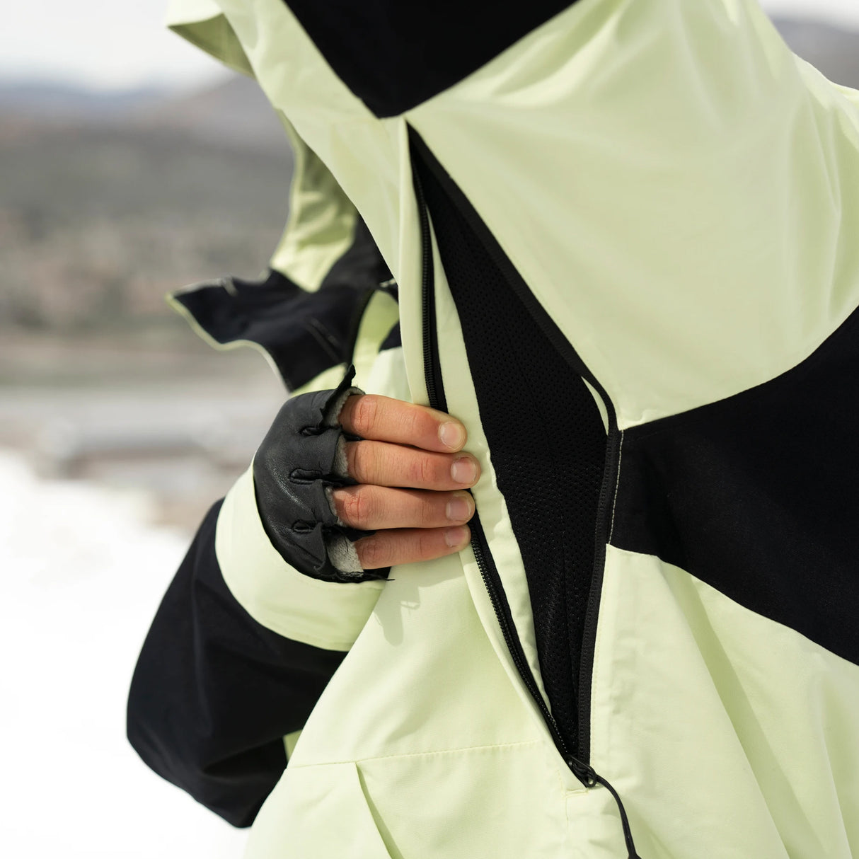 Armada Bergs 2L Jacket | 2025