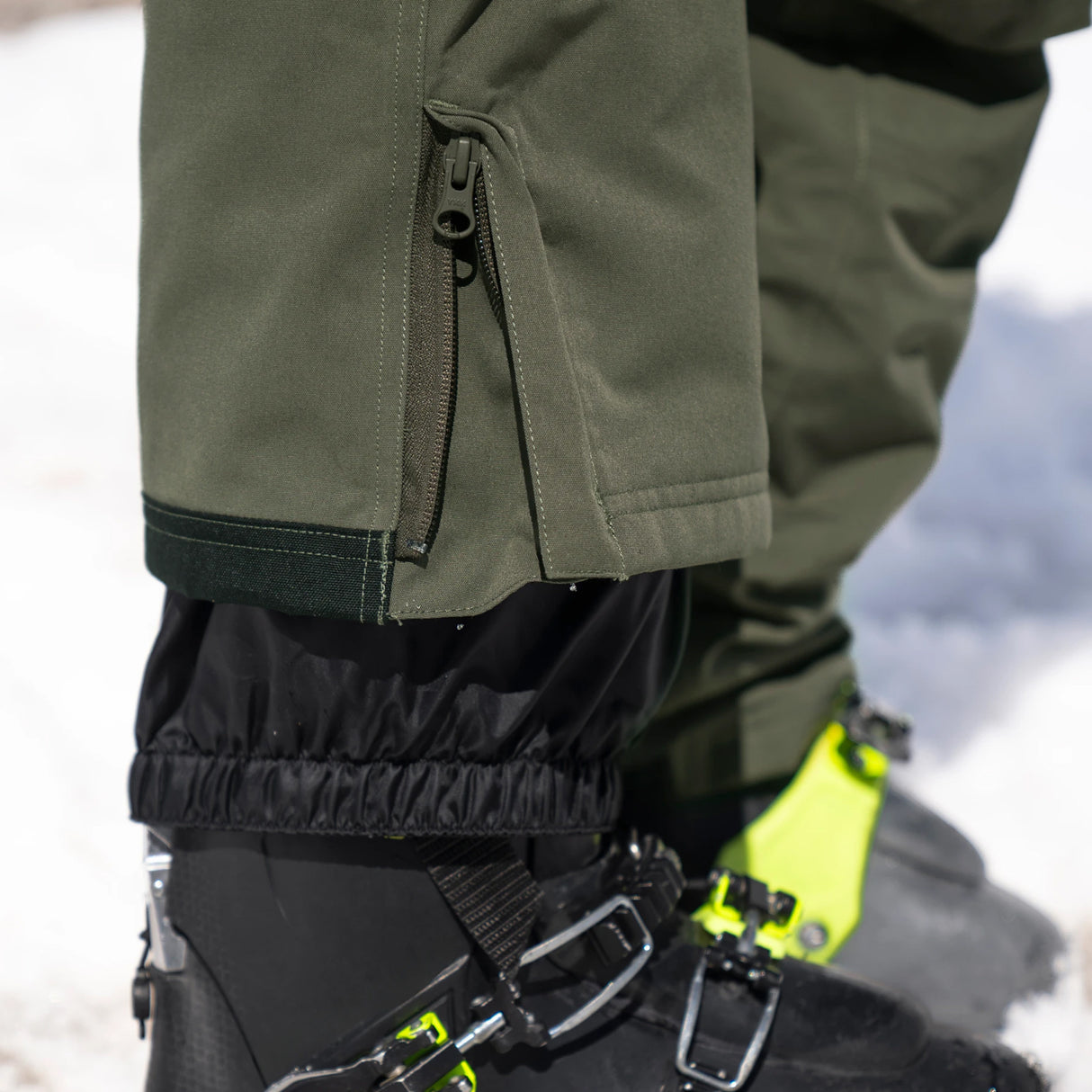 Armada Corwin 2L Insulated Pant | 2025